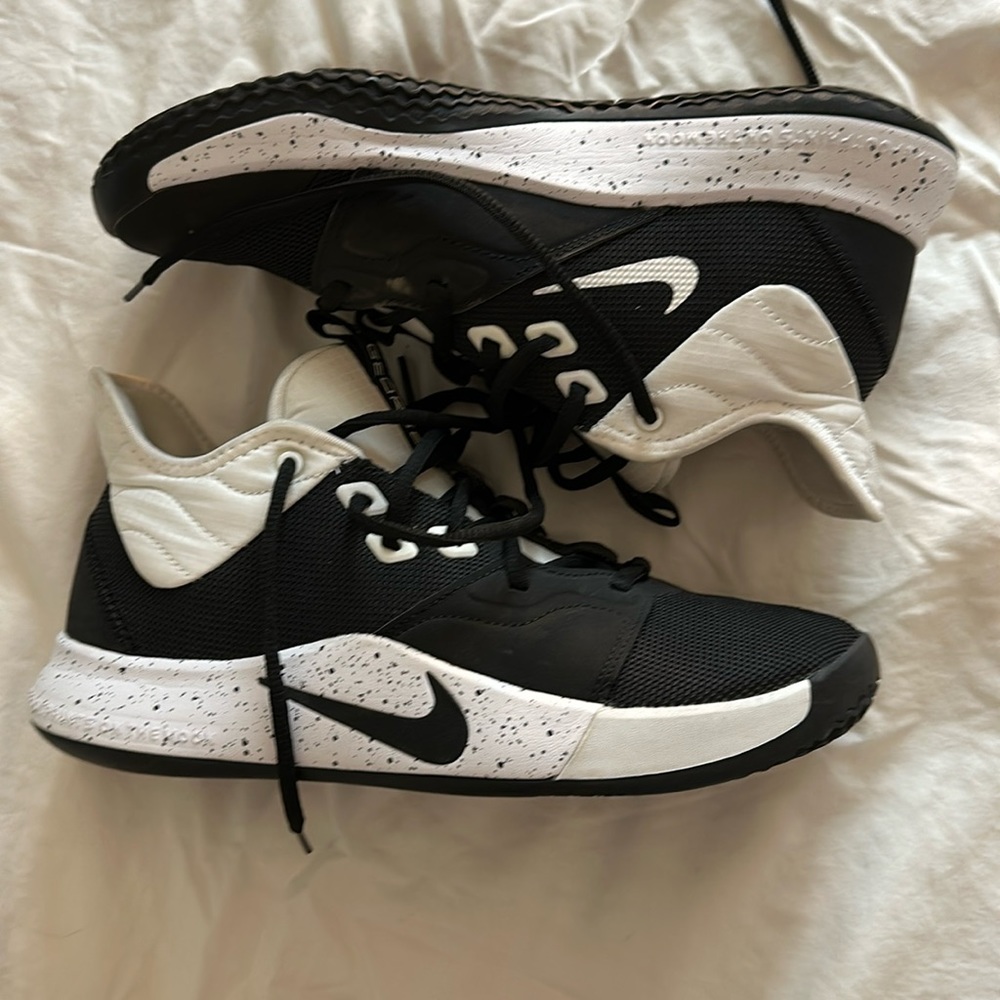 Nike shoes